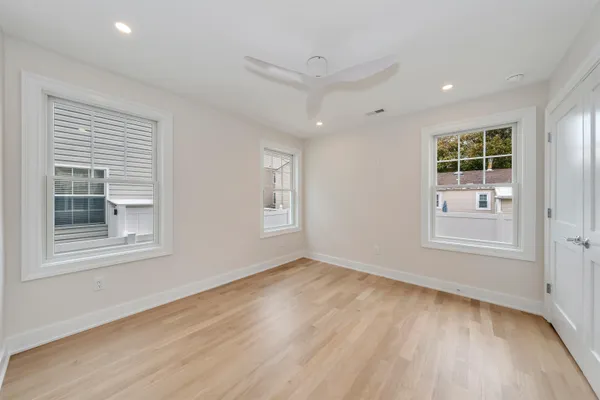 $2,324,900 | 120 East Syracuse Avenue, Wildwood Crest, NJ 08260