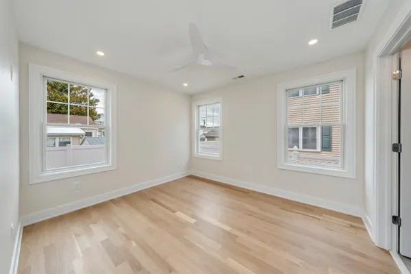 $2,324,900 | 120 East Syracuse Avenue, Wildwood Crest, NJ 08260