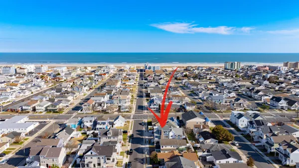 $2,324,900 | 120 East Syracuse Avenue, Wildwood Crest, NJ 08260