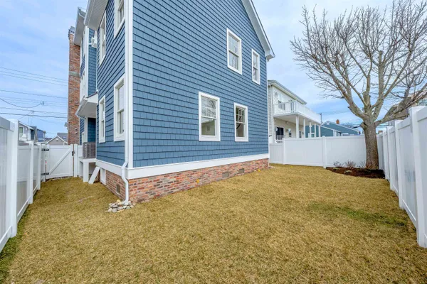 $2,324,900 | 120 East Syracuse Avenue, Wildwood Crest, NJ 08260