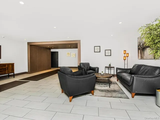 $230,000 | 505 Central Avenue, Unit 618, White Plains, NY 10606