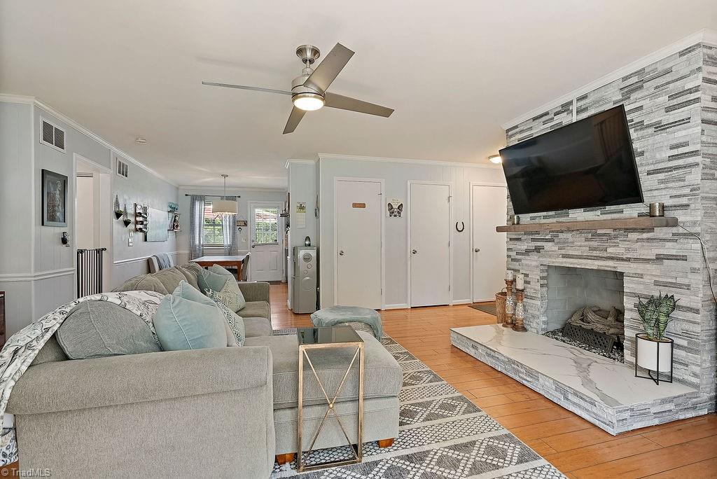 7123 Strawberry Road Summerfield, NC 27358 - Photo 8 of 25 Open-concept that flows into the dining area