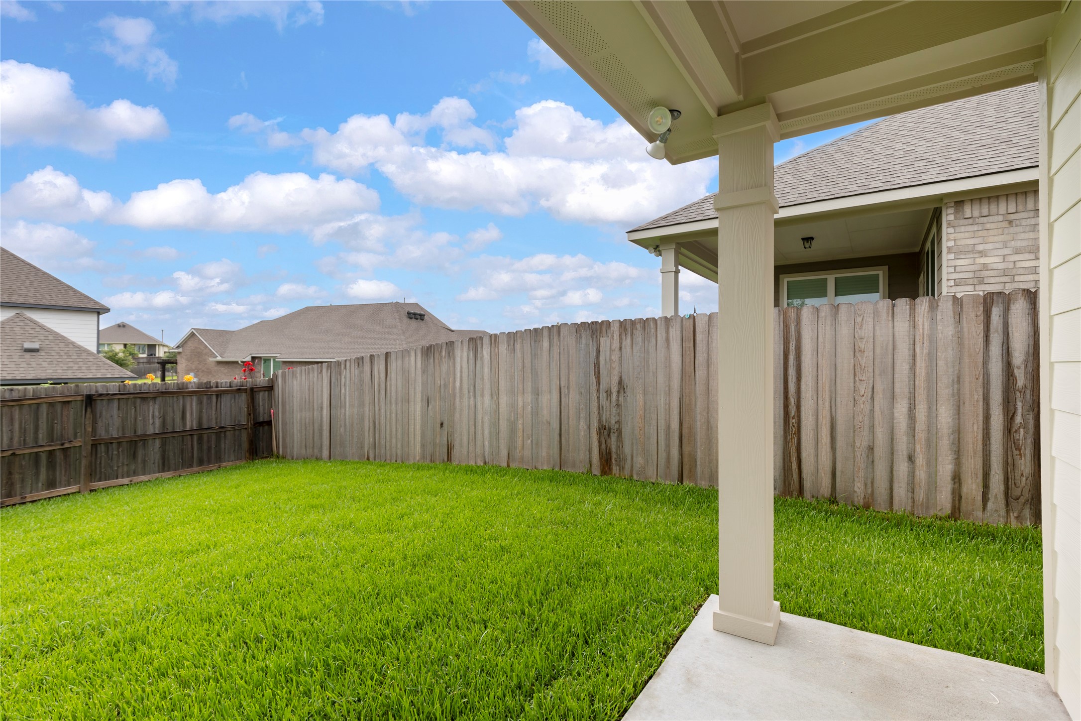 2033 Winepress Road Brenham, TX 77833 - Photo 36 of 43 Gallery Image 36