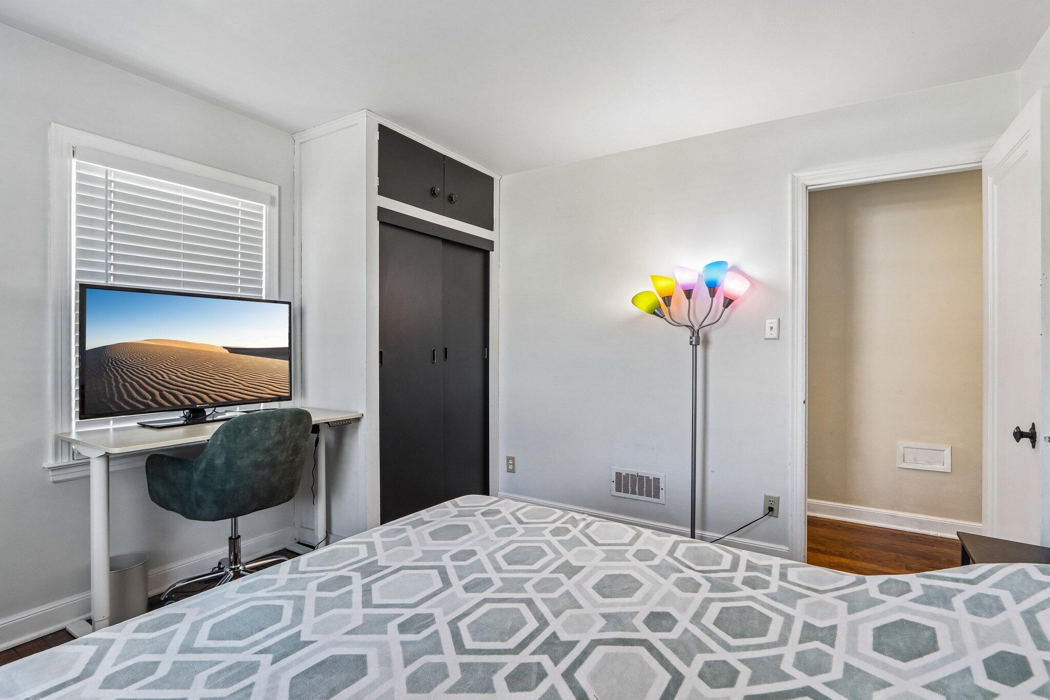 2325 Coolidge Avenue Racine, WI 53403 - Photo 32 of 48 32-web-or-mls-Coolidge Ave-S1106-032