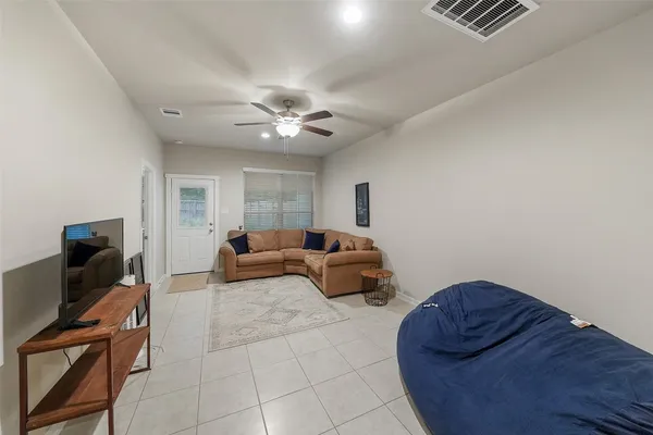 $299,995 | 324 North Spotted Fern Drive, Montgomery, TX 77316