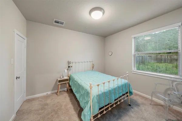 $299,995 | 324 North Spotted Fern Drive, Montgomery, TX 77316