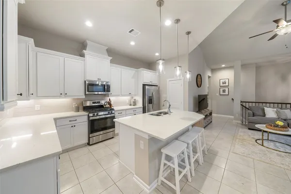 $299,995 | 324 North Spotted Fern Drive, Montgomery, TX 77316