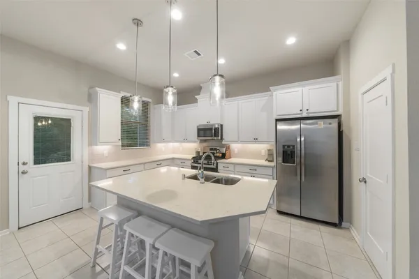 $299,995 | 324 North Spotted Fern Drive, Montgomery, TX 77316