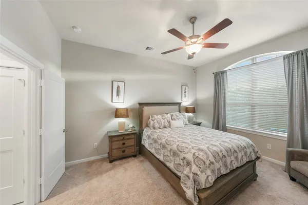 $299,995 | 324 North Spotted Fern Drive, Montgomery, TX 77316
