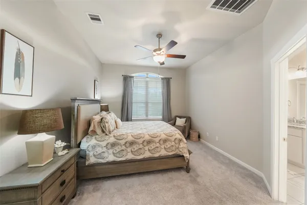 $299,995 | 324 North Spotted Fern Drive, Montgomery, TX 77316
