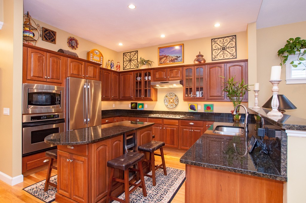 3 Ludlow Road, Unit 3 Quincy, MA 02171 - Photo 3 of 29 Gallery Image 3