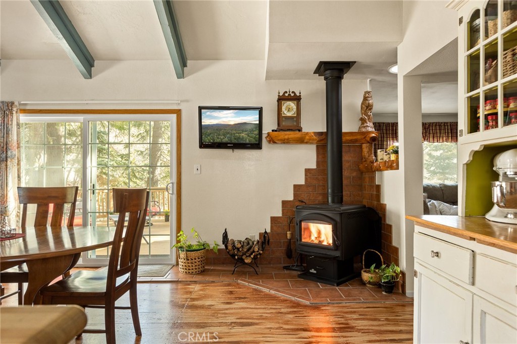 337 Lookout Drive Twin Peaks, CA 92391 - Photo 5 of 32 a view of a livingroom with furniture and a fireplace