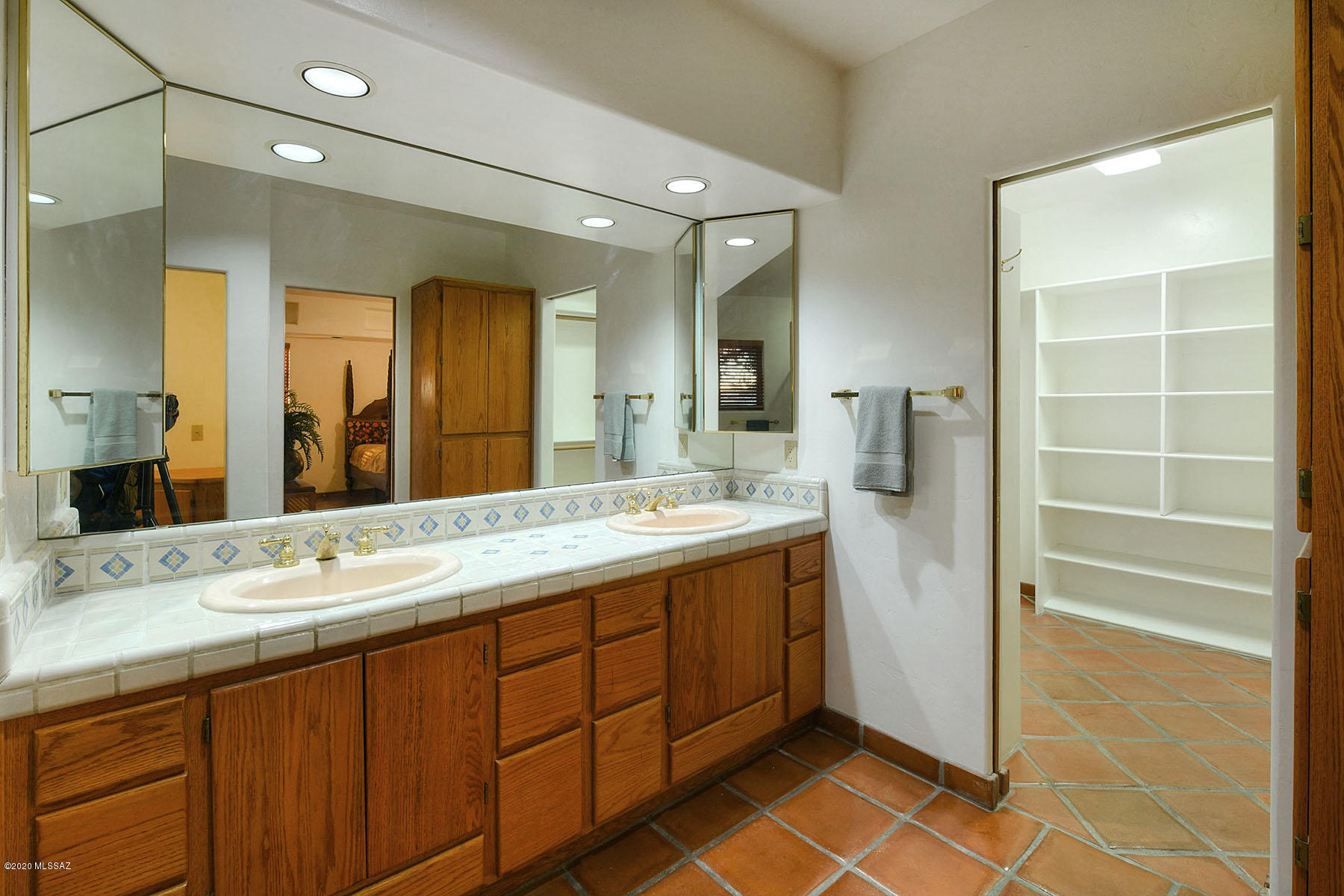 5871 North Pontatoc Road Tucson, AZ 85718 - Photo 14 of 41 Gallery Image 14