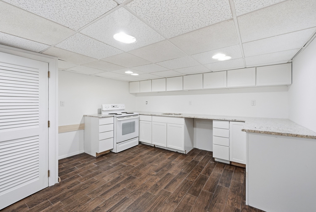 1310 Mammoth Road Dracut, MA 01826 - Photo 34 of 41 Gallery Image 34