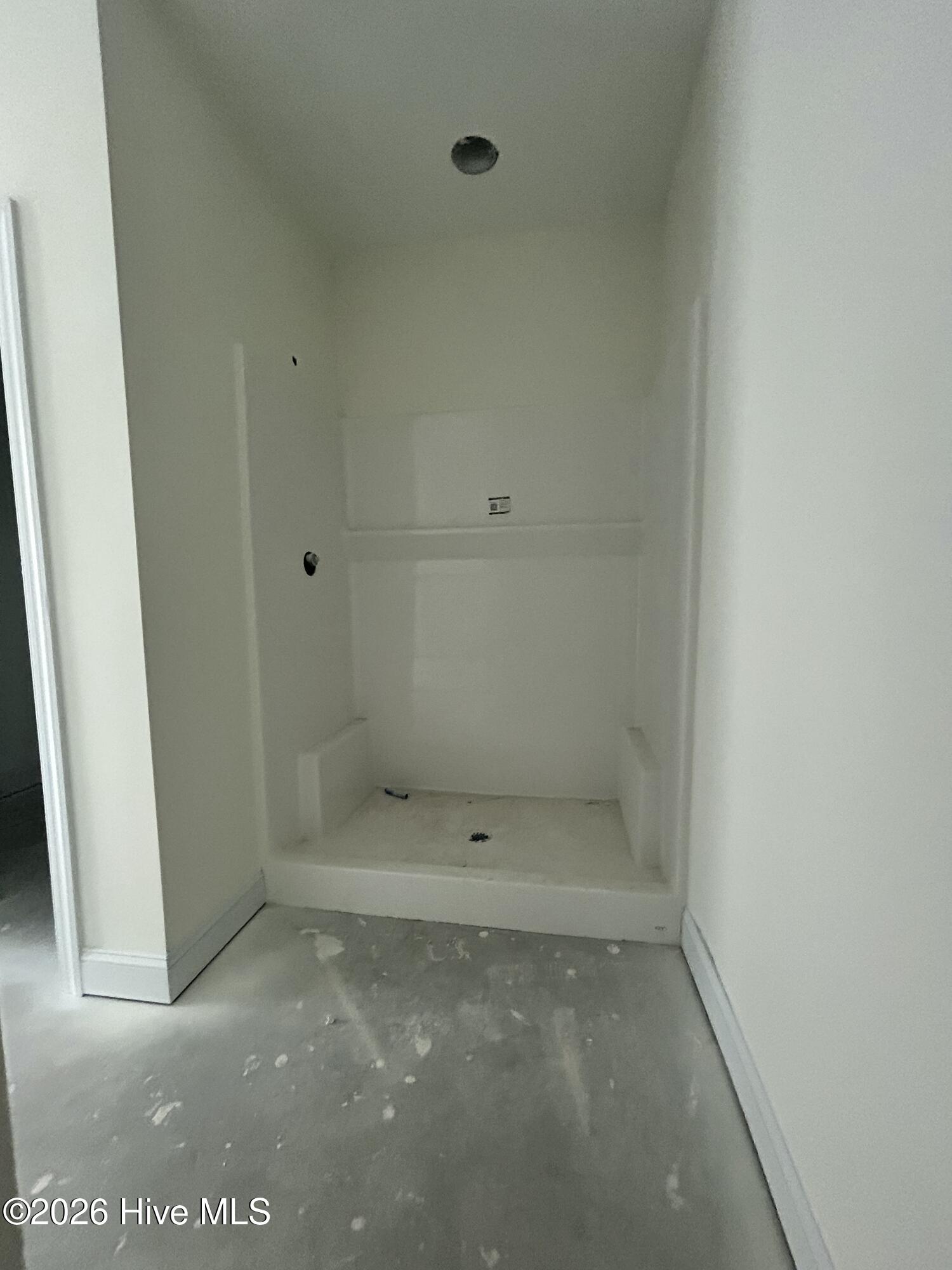 2889 Catherine Lake Road Richlands, NC 28574 - Photo 8 of 32 Master Shower