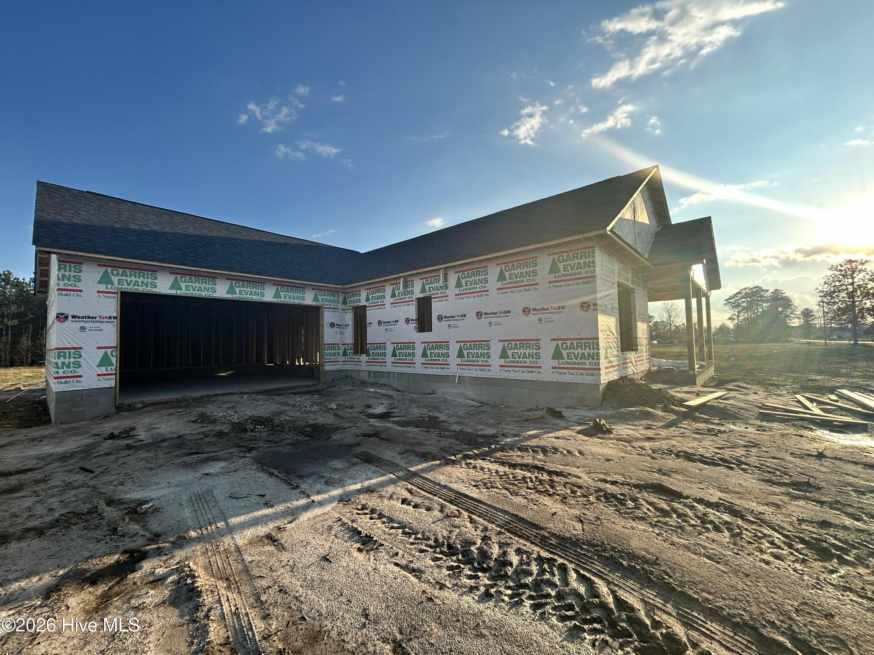 2889 Catherine Lake Road Richlands, NC 28574 - Photo 4 of 24 2 Car Garage