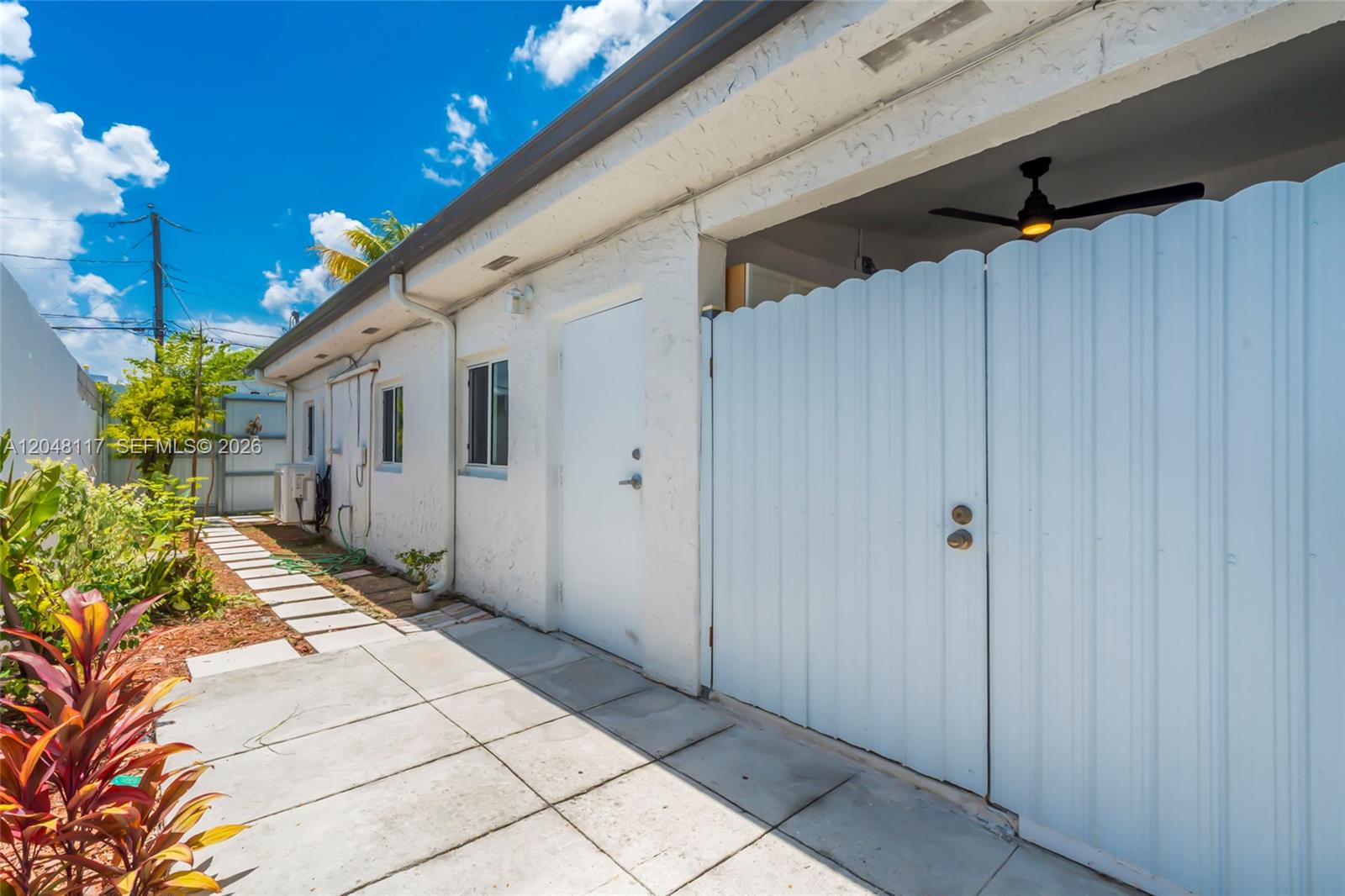114 Southwest Sw 57th Court Miami, FL 33144 - Photo 24 of 38