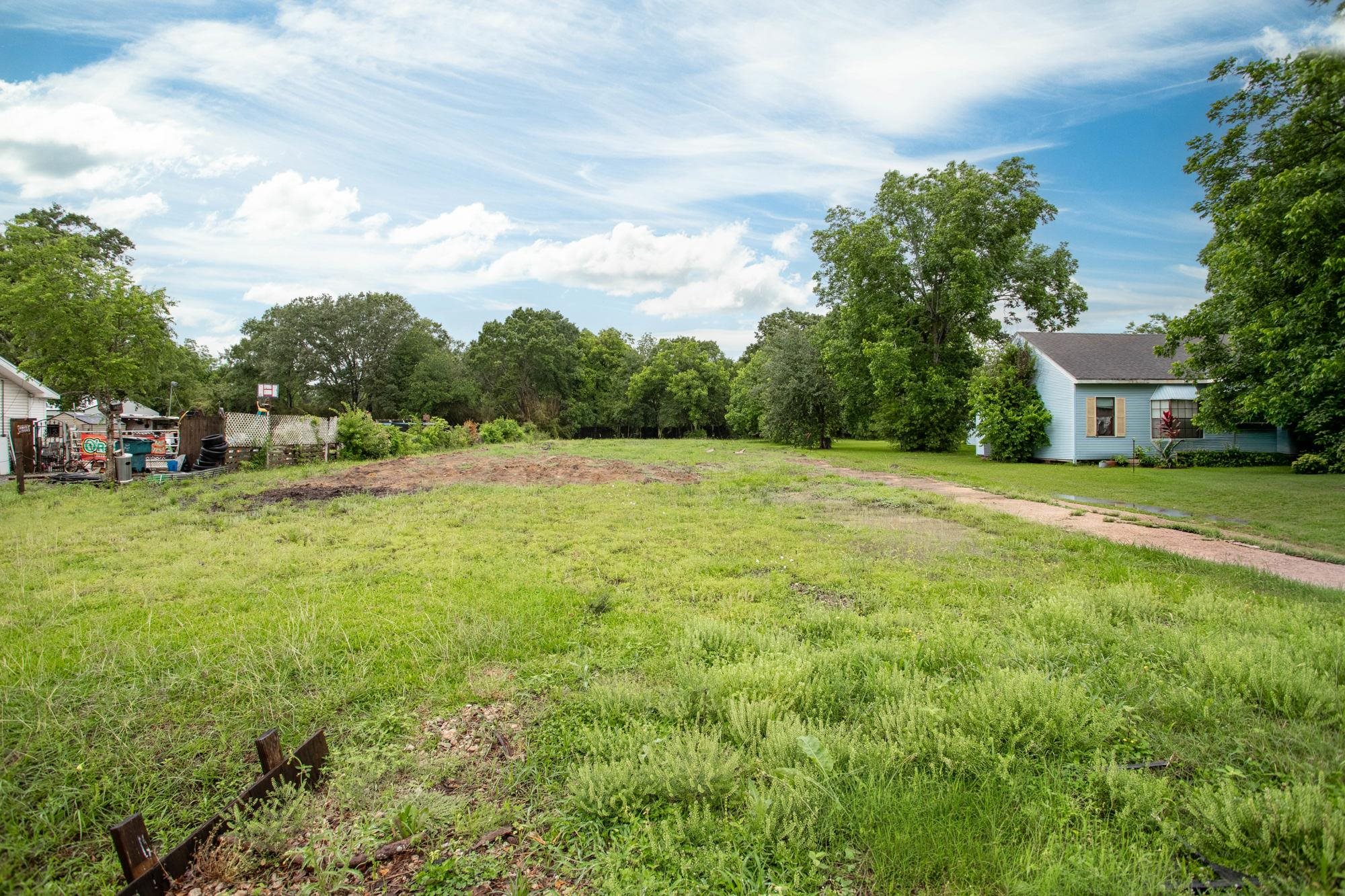 6701 32nd Street Groves, TX 77619 - Photo 1 of 7