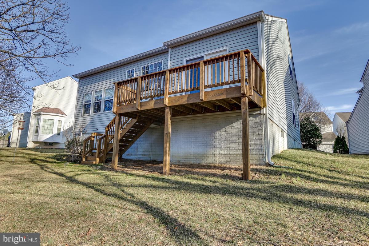 2482 Leyland Ridge Road Herndon, VA 20171 - Photo 2 of 29 a view of a house with a door