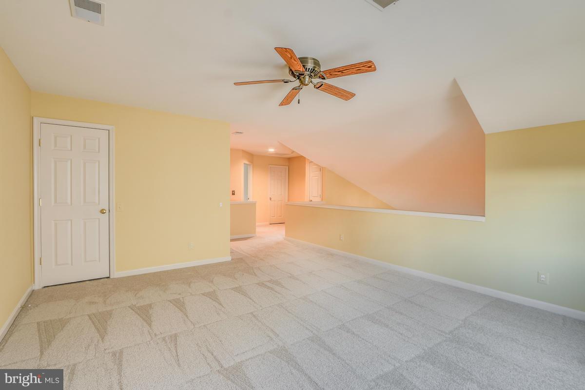 2482 Leyland Ridge Road Herndon, VA 20171 - Photo 20 of 29 a view of an empty room