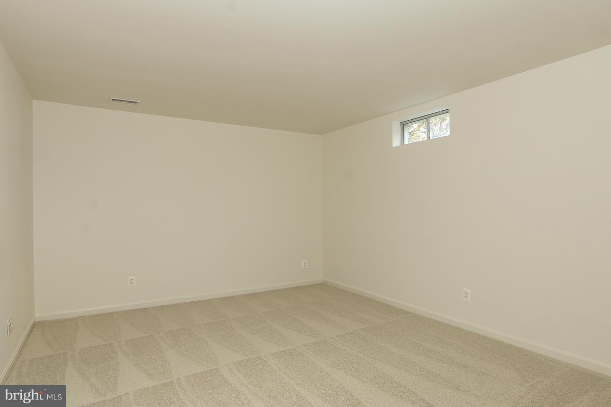2482 Leyland Ridge Road Herndon, VA 20171 - Photo 24 of 29 a view of an empty room