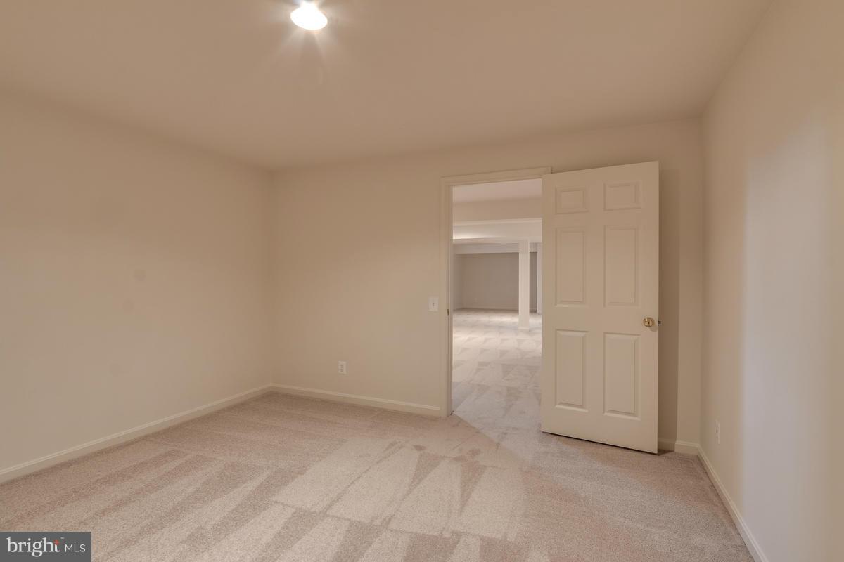 2482 Leyland Ridge Road Herndon, VA 20171 - Photo 27 of 29 a view of an empty room