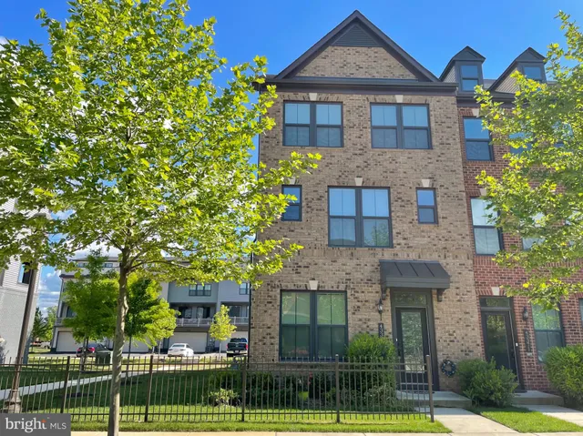 $3,500 | 43373 Southland Street, Ashburn, VA 20148