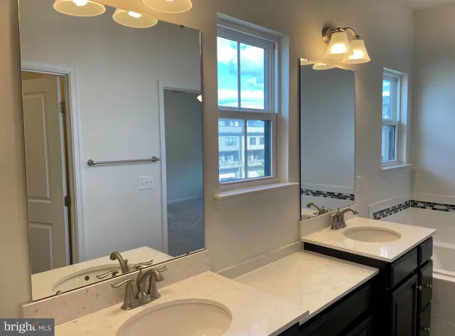 $3,500 | 43373 Southland Street, Ashburn, VA 20148