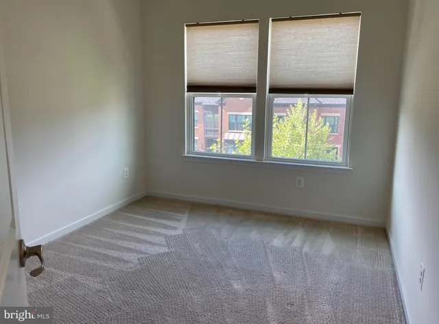 $3,500 | 43373 Southland Street, Ashburn, VA 20148