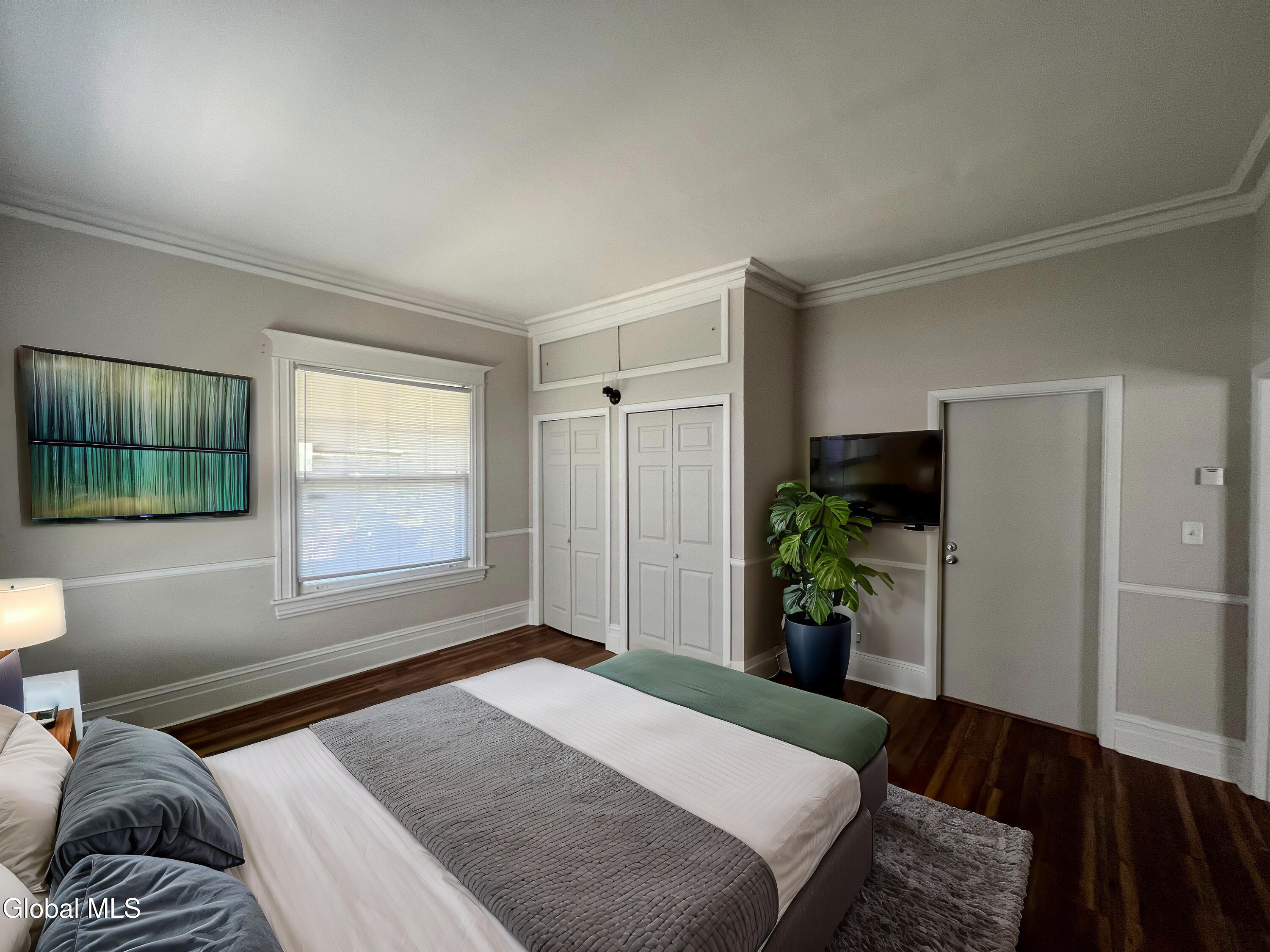 1114 Union Street, Unit 2 Schenectady, NY 12308 - Photo 24 of 34 Virtual Staging AI - IMG_8307 - October