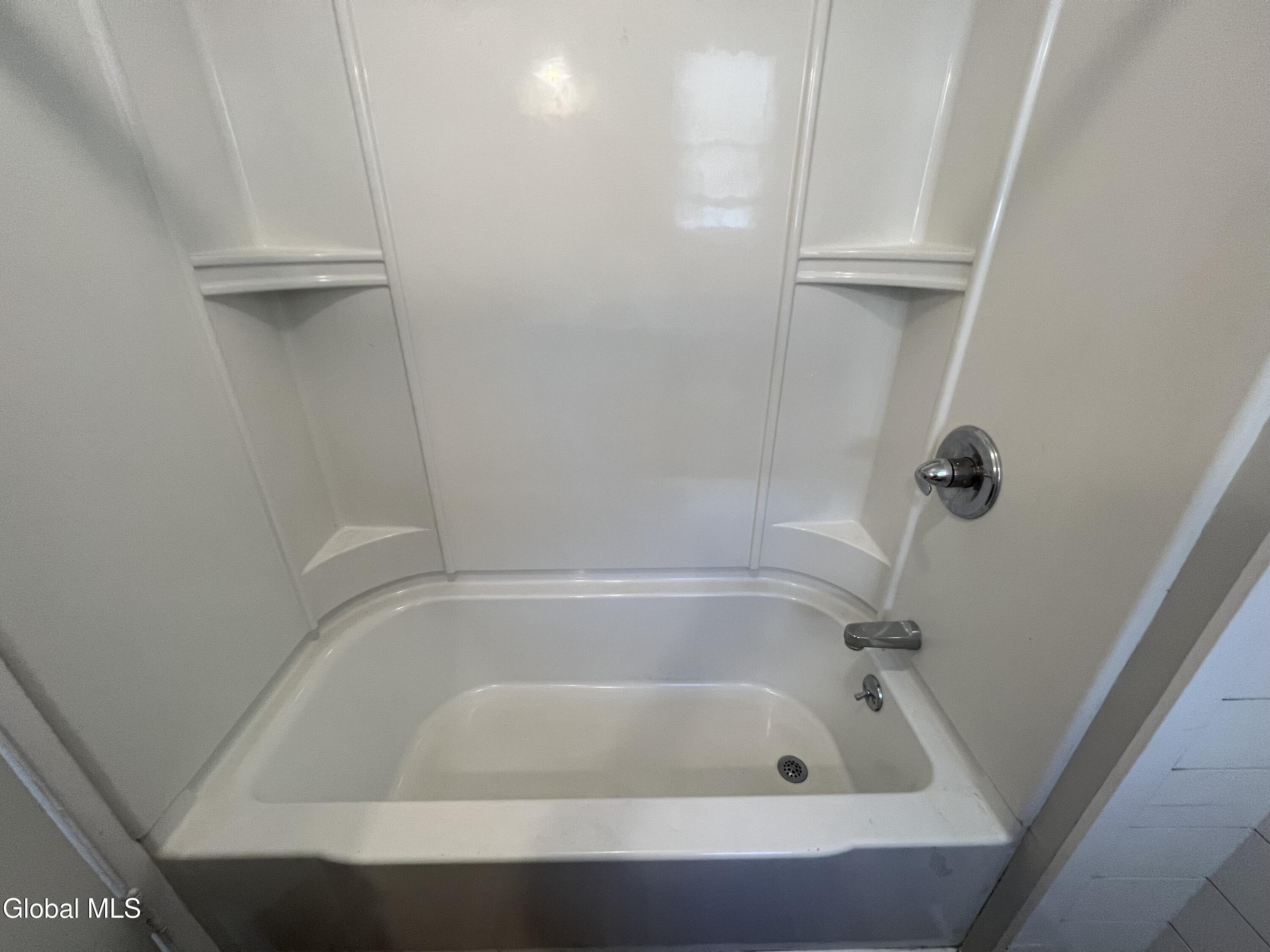 1114 Union Street, Unit 2 Schenectady, NY 12308 - Photo 30 of 34 Bathroom