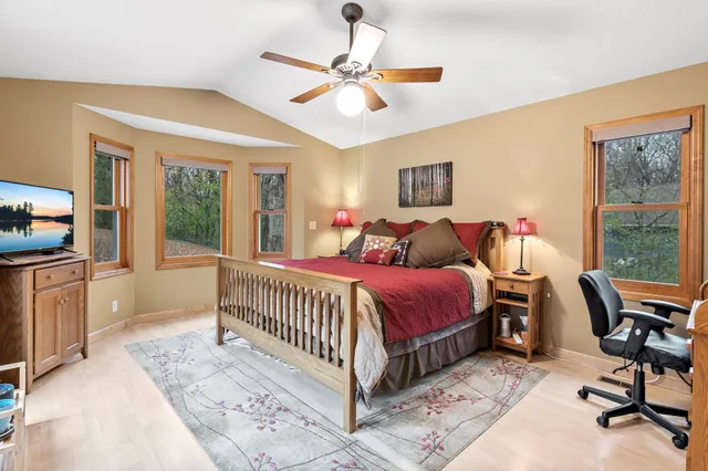 $2,800 | 15803 Sunset Road, Minnetonka, MN 55345