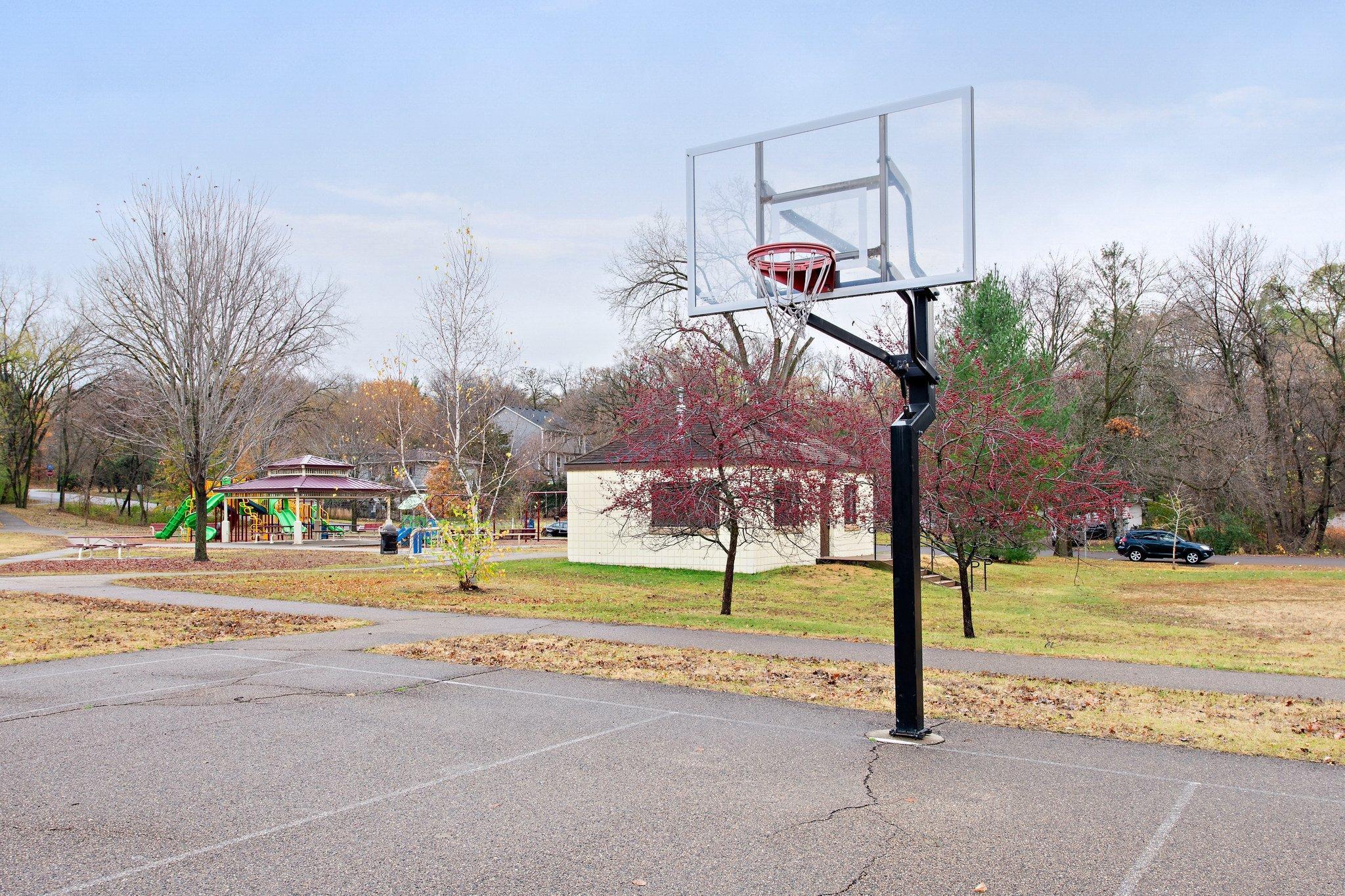 15803 Sunset Road Minnetonka, MN 55345 - Photo 54 of 56