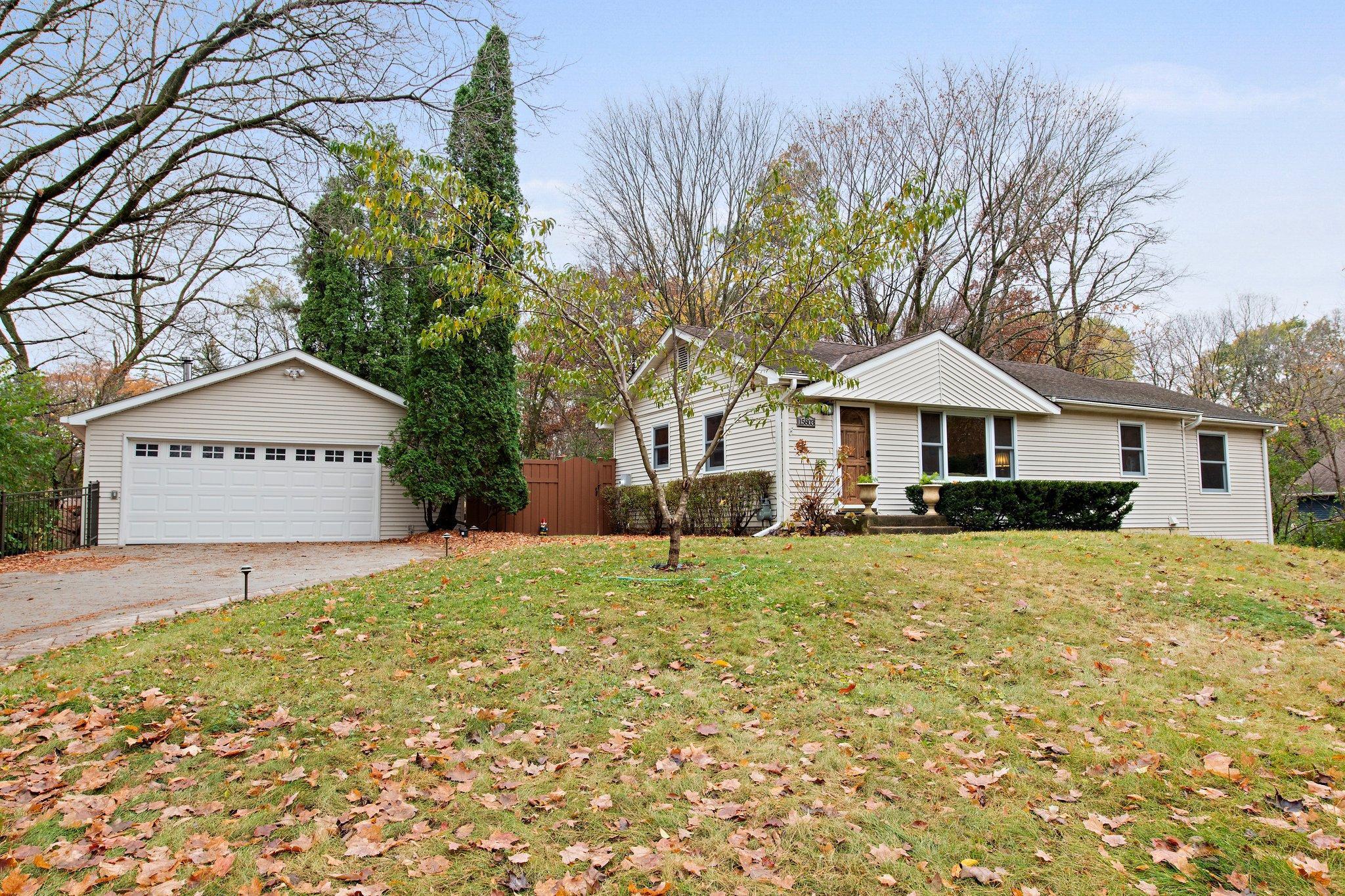 15803 Sunset Road Minnetonka, MN 55345 - Photo 8 of 56