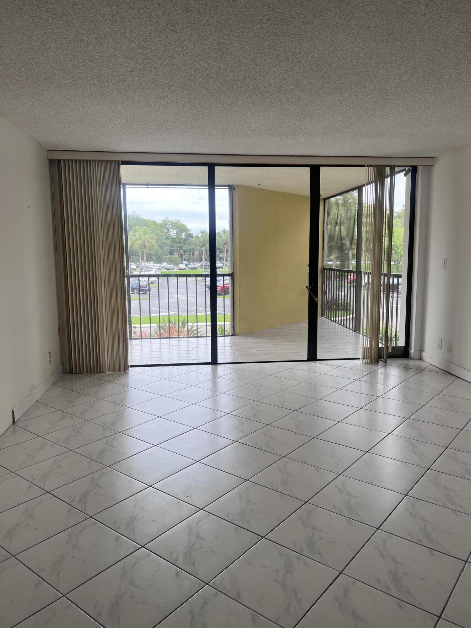 16300 Golf Club Road, Unit 216 Weston, FL 33326 - Photo 11 of 13 IMG_1710