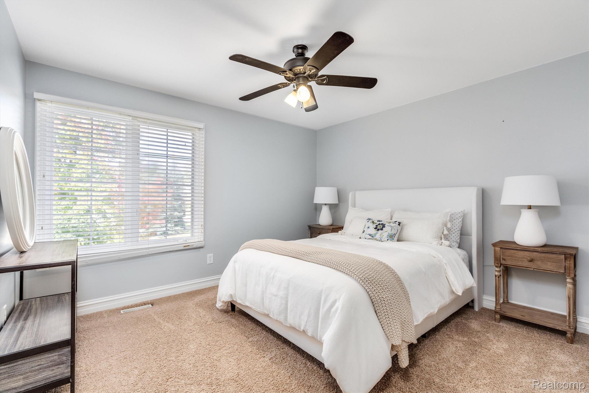 1294 Putnam Circle Rochester, MI 48307 - Photo 32 of 37 Gallery Image 32