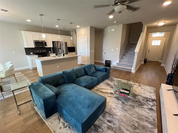 $3,000 | 11204 Gadsen Lane, Unit 66, Austin, TX 78754