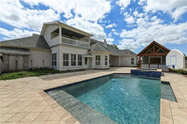 $675,000 | 212 Cedar Grove Lane, Belle Chasse, LA 70037