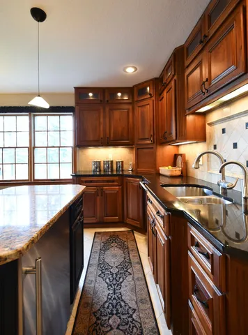 $519,900 | 17849 Wedgewood Drive, Zumbrota, MN 55992