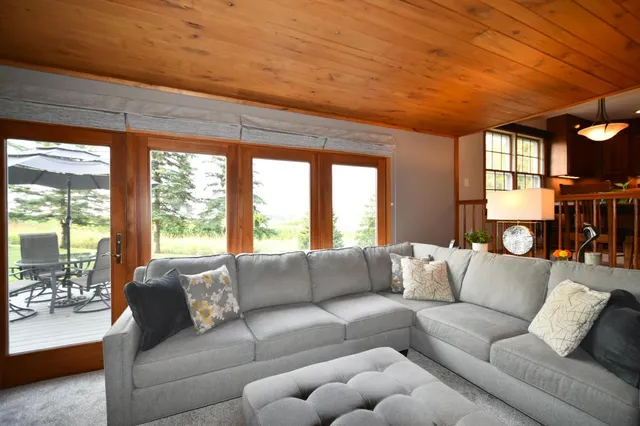 $519,900 | 17849 Wedgewood Drive, Zumbrota, MN 55992