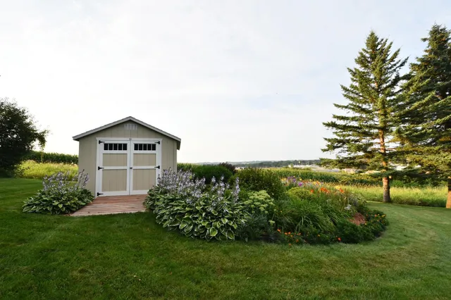 $519,900 | 17849 Wedgewood Drive, Zumbrota, MN 55992