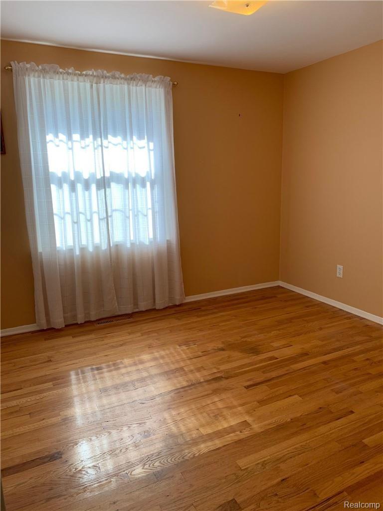 1684 Nantucket Road Plymouth, MI 48170 - Photo 24 of 34 hsdakj.jpg