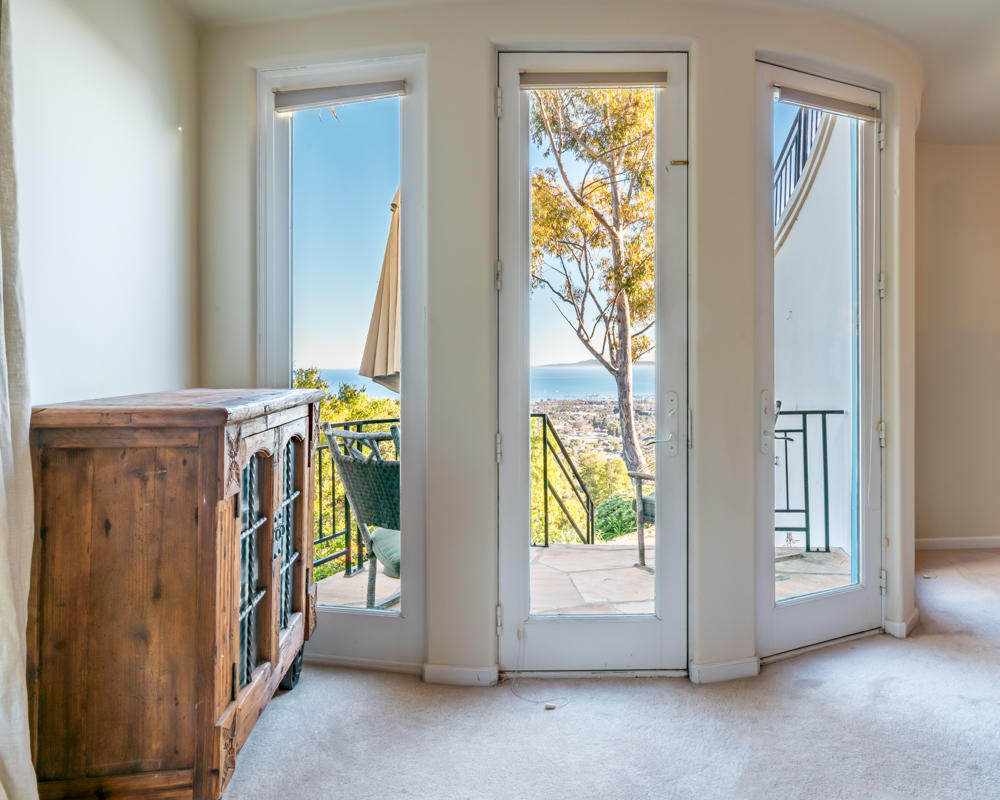 280 Loma Media Road Santa Barbara, CA 93103 - Photo 44 of 67 Guest Apartment Patio - 280 Loma Media