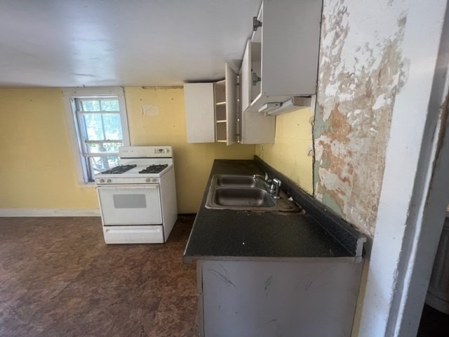 13 Hamilton Street Framingham, MA 01701 - Photo 16 of 37