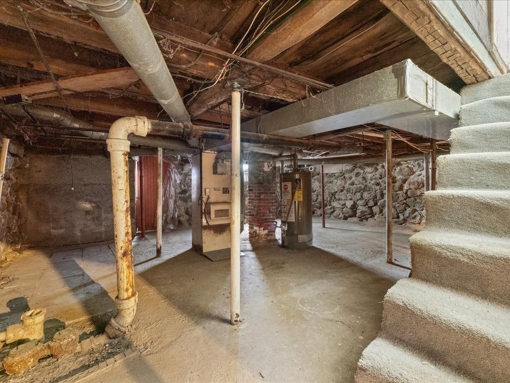 13 Hamilton Street Framingham, MA 01701 - Photo 24 of 37