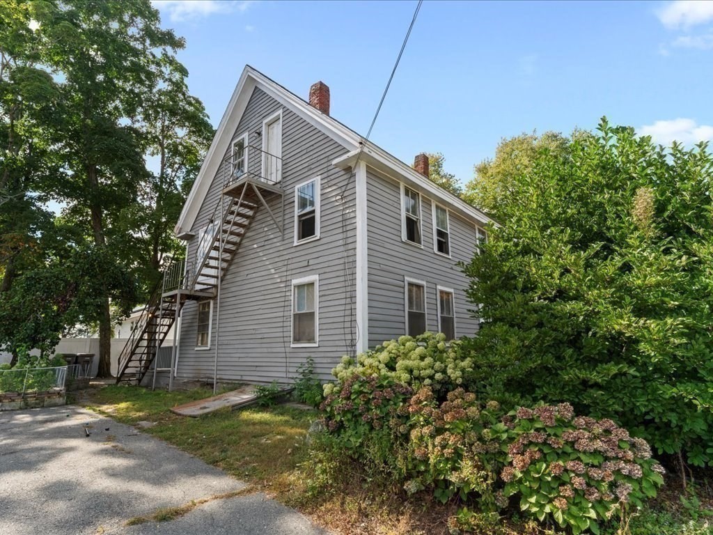 13 Hamilton Street Framingham, MA 01701 - Photo 27 of 37