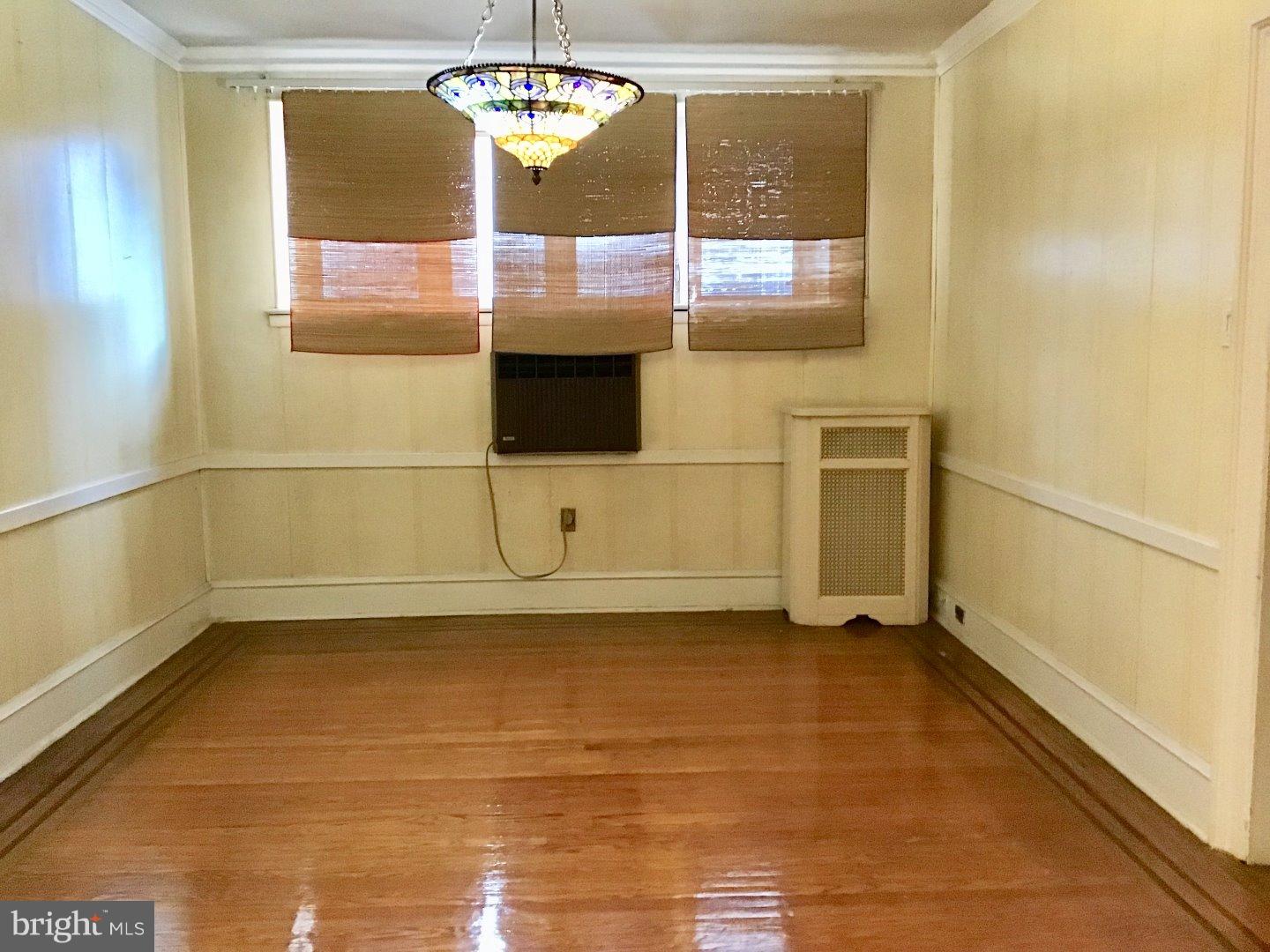 837 Marlyn Road Philadelphia, PA 19151 - Photo 11 of 22 Dining Room