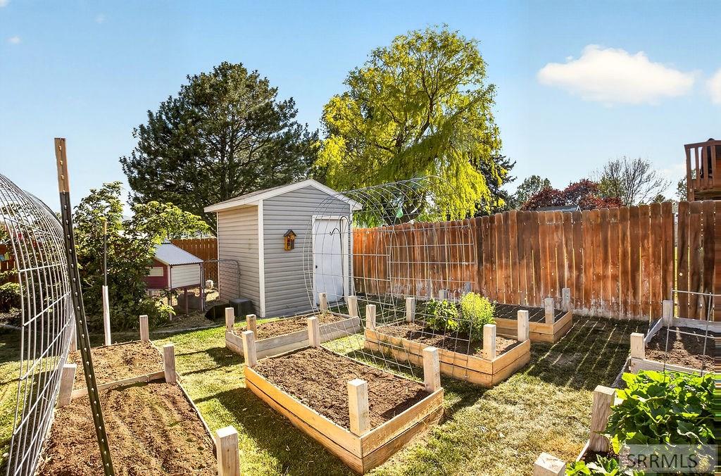 293 Jacob Street Chubbuck, ID 83202 - Photo 32 of 37