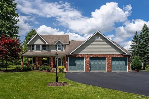 $499,900 | 4815 Tonawanda Creek Road, Pendleton, NY 14120