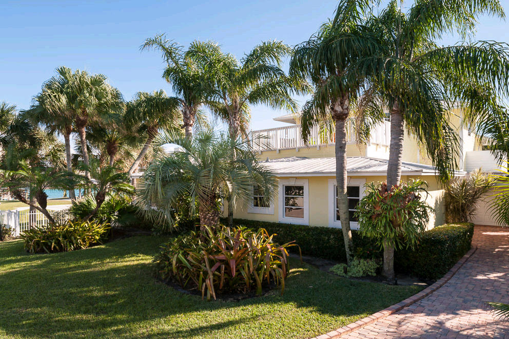 3188 Cove Road Jupiter, FL 33469 - Photo 1 of 15 Front of House